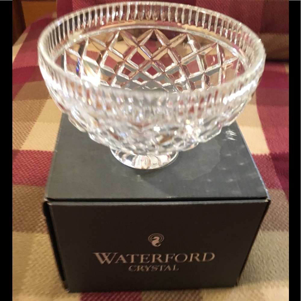 New Waterford crystal lead candy dish.or bowl